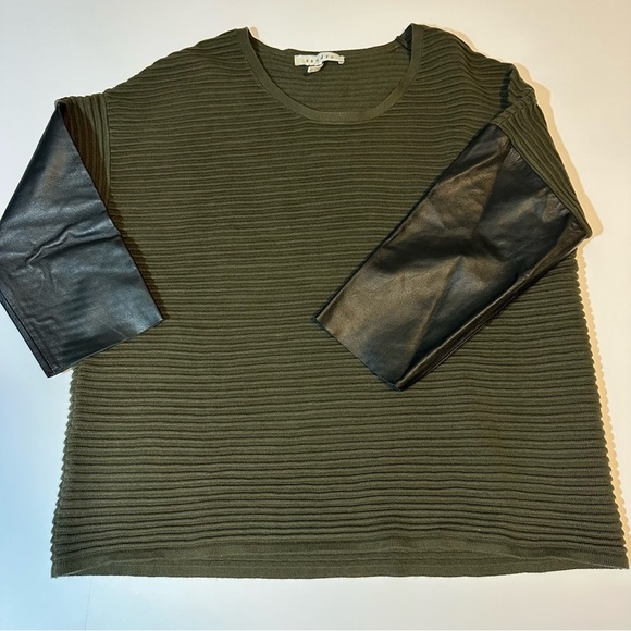 Sandro Ribbed Knit Lambskin Leather Sweater 3/4 Sleeve - Picture 1 of 8